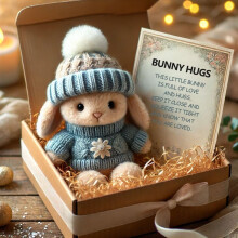 Handgemaakte mini-konijnknuffel – Paascadeau 2026, pluche konijntje op zakformaat voor volwassenen, emotioneel motiverende decoratie in doos met