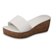 Chinelo feminino Ediodpoh de couro branco para o verão, sandálias de salto plataforma com bico aberto – calçado casual confortável para uso