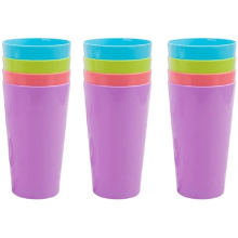 Pacote com 12 copos plásticos reutilizáveis de 516 ml (17,5 oz) em 4 cores.