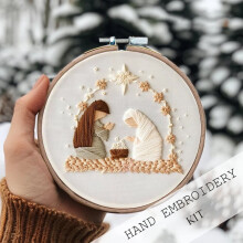 Christmas Embroidery Kit for Adults & Kids – DIY Hand Embroidery Starter Kit with Stamped Pattern, Compatible with Beginners