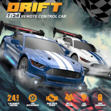 2,4-GHz-RC-Driftwagen¹: 24, 30 km/h, Allradantrieb, Front-/Unter-/Rücklichter, austauschbare Räder