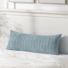 Funda de almohada lumbar de pana azul claro de 20x54 pulgadas.