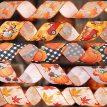 Cinta con borde alambrado de Halloween de Wzzjkit: estampado de calabaza, hoja de arce, fantasma y sombrero de bruja para coronas y decoración de