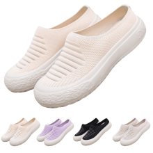 Mocassins femininos respiráveis de bico largo, modelo slip-on.