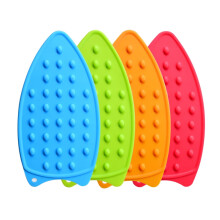 Siliconenmat, antislip, warmte-isolerende siliconenmat voor huishoudelijk gebruik, geschikt als houder voor elektrische stijltang.
