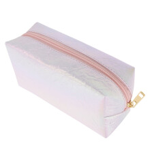 Trousse de maquillage pour filles, design simple, idéale pour les activités de plein air.