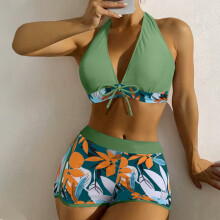 Groene XL damesbikini met hoge taille, patchwork en borstvulling, zonder beugel, geschikt voor zwemactiviteiten.