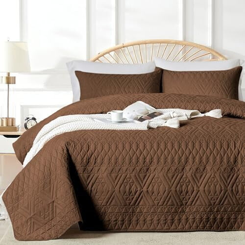 Twin Quilt Set Brown Microfiber Geometric 2-Piece