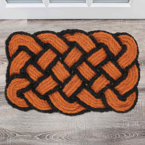Knyttet orange/sort kokos tæppe 2