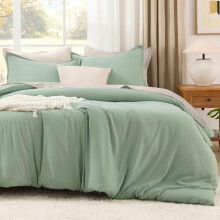 Saliegroene dekbedset, 3-delig, queensize.