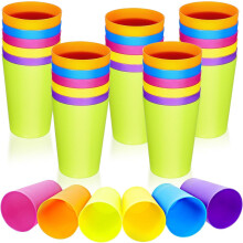Paquete de 24 vasos de plástico para niños de 5.5 oz