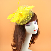 Dameshoedje (fascinator) voor een theekransje, bruiloft of cocktailparty