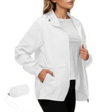 Veste de pluie Kukoosong pour femme, imperméable et pliable avec fermeture éclair, idéale pour le golf, la randonnée et les voyages. Elle est