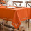 Orange duk med linneeffekt 132 x 182 cm 1