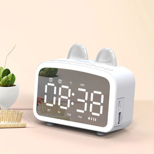 Bluetooth-wekker met luidspreker, radio en SD-kaart