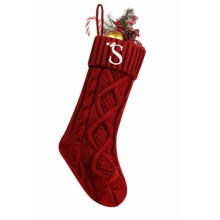 Personalisierte, 45 cm lange, bestickte Weihnachtsstrümpfe mit Monogramm und Zopfmuster, passend zur Kamindekoration