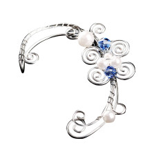 1 Stück Ohrclip mit hohler Blume, Blatt und Elfenmotiv, Kunstperle, Partyschmuck, 4 Stück, linkes Ohr