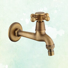 Grifo de agua de bronce inoxidable con diseño de estilo vintage.