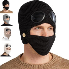 Pletená letecká čiapka s klapkami na uši a maskou 1 ks