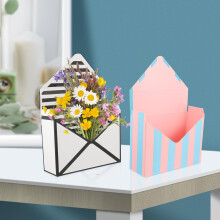 cajas de cartón resistentes tipo sobre para almacenamiento y presentación de flores.