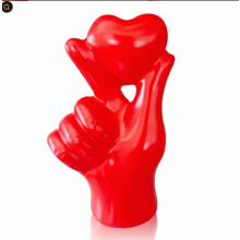 Sculpture en résine Mains en forme de cœur - Décoration de bureau