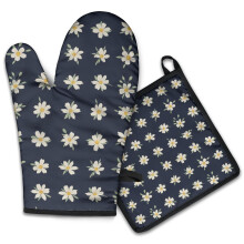 Juego de 2 manoplas de cocina Pioneer con estampado floral, resistentes al calor, 7.7" x 12".