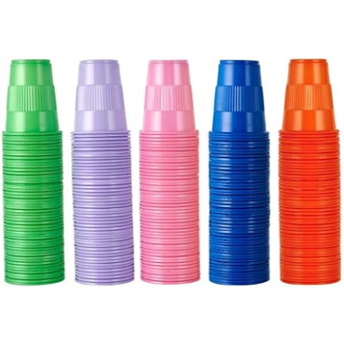 500 stk. 5 oz engangsplastikkopper i 5 farver