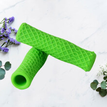 Greimeoirí Láimhseála Rothar Silicone Dearadh Frithshleamhain agus Eirgeanamaíochta Compordach do Thrírothach Cruiser Glas 70 carachtar