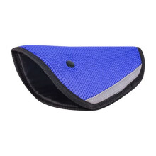 Support triangulaire de ceinture de sécurité auto, protecteur et ajusteur pour la sécurité des enfants.