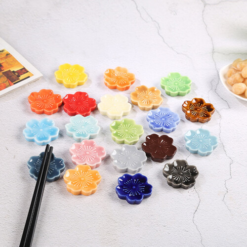 Chopstick Rest Sakura Shape Ceramic Chopstick Holder Versatile Tableware Holder for Home Kitchen Restaurant Yellow 2