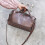 SENSETH Borsa a tracolla alla moda con rivetti, borsa a mano creativa per donna (caffè) 4