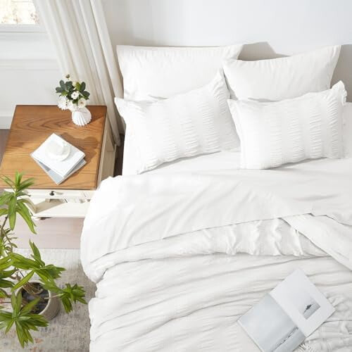 King Comforter Set White Seersucker 7-Piece 2