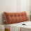 Almohada triangular de terciopelo para cabecero Twin XL 4