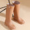 Botas de chuva impermeáveis femininas, cano longo e largo, cor cáqui. 3