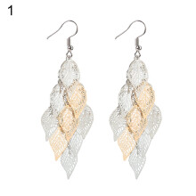 Boucles d'oreilles à crochet en forme de feuille ajourée pour femme, en alliage beige
