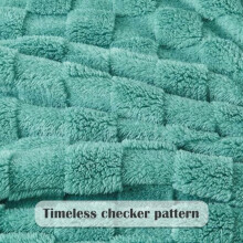 Super Soft Queen Blanket, Mint Green 3D Checkered Flannel Fleece – All-Season Lightweight Bed Blanket (90"x90")