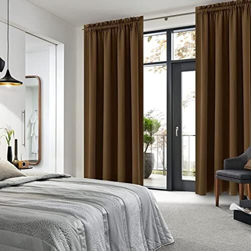 Conjunto de cortinas blackout marrons com isolamento térmico de 60x84 polegadas. 1
