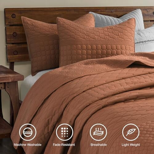 Burnt Orange King Quilt Set Microfiber 3-Piece 1