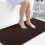 Tapete de banheiro em chenille marrom, 119 x 61 cm (47 x 24 polegadas), com base de borracha. 1