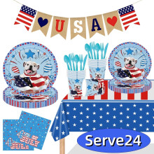 Fournitures pour la fête du 4 juillet : assiettes en carton patriotiques, banderole, nappe, serviettes, vaisselle jetable pour la fête de