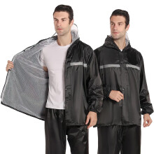 Ensemble imperméable pour femme : veste intégrale 1 pièce avec visière transparente pour les activités extérieures sous la pluie.