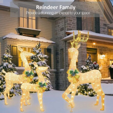Décorations extérieures de Noël représentant une famille de rennes, illuminées par des LED blanc chaud et résistantes aux intempéries, à