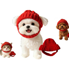 Bonnet en laine tricotée pour chien de petite race, avec ouvertures pour les oreilles