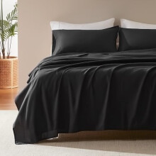 Nanotex Super Soft Cooling Bettwäsche-Set, Cal King 4-teilig, knitterfrei, farbecht, tiefe Taschen (40 cm), Schwarz – Kompatibel mit Cal King