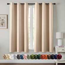 Beige verduisterende gordijnen, thermisch geïsoleerd, lichtdicht, met ringen bovenaan, 40x45 inch, 2 panelen – geschikt voor standaard gordijnroden