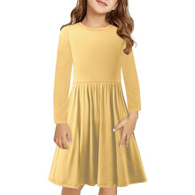 Langärmeliges, schlichtes Swingkleid