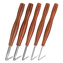 5 Pcs Crochet Hook, 5 Size Aluminum Ergonomic Crochet Hook with Wooden Handle for Arthritic Hands,Crochet Needles