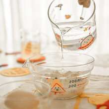 Heat-Resistant Borosilicate Glass Measuring Cup with Ounce