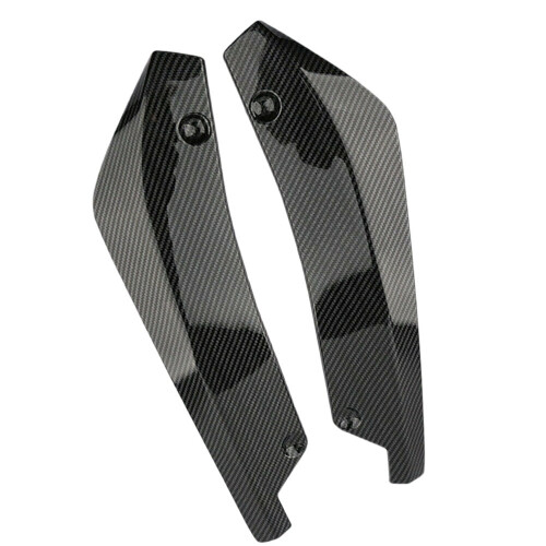 Accessorio per il restyling dell'angolo del diffusore posteriore dell'auto