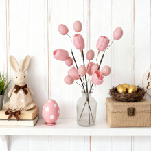 Paasbloemstuk met tulpen en eieren - Schuimrubberen bloemtakken voor in een vaas, onderhoudsvrij. Een prachtig middelpunt voor huisdecoratie tijdens